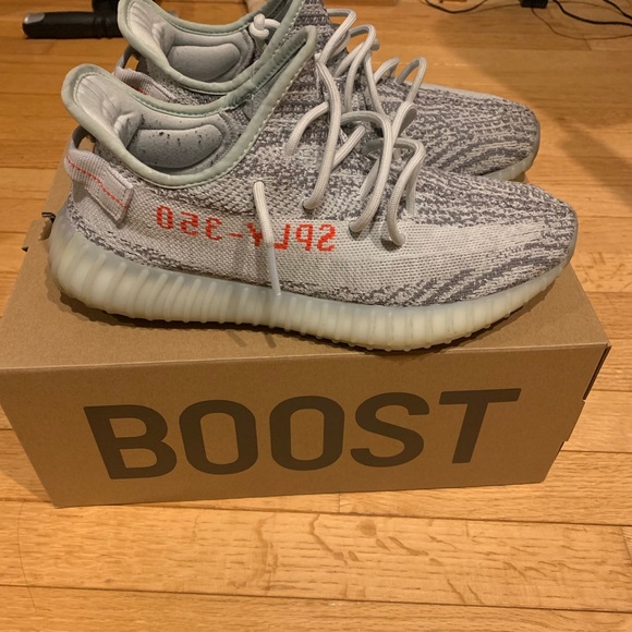 Yeezy Bluetint 9.5 - Picture 1 of 5